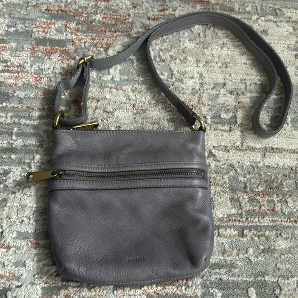Small Fossil leather purse